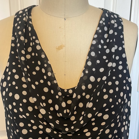 Betsey Johnson black & white polka dots midi dress. Chiffon fabric. Size 6 - Picture 2 of 4